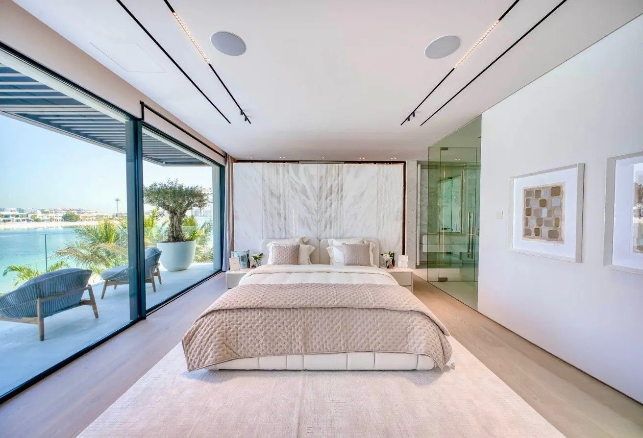 Palm Jumeirah Signature Villa  13